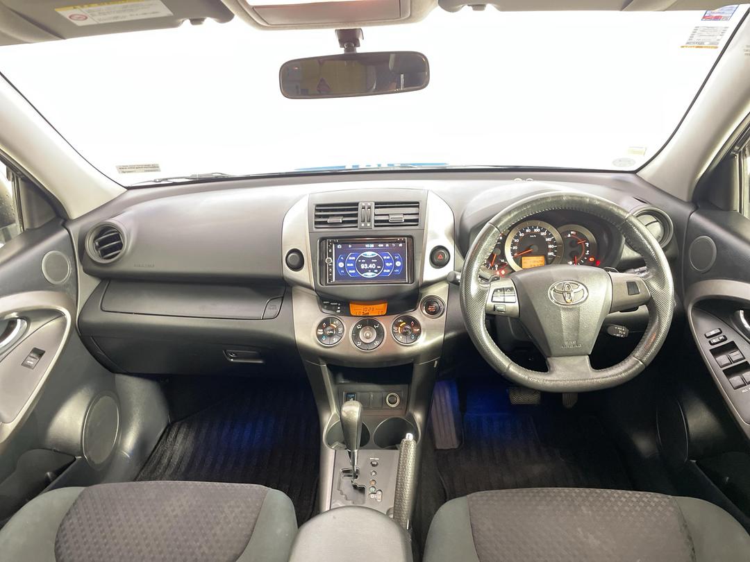 Photo '17' of Toyota Vanguard