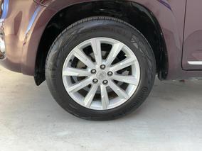 Photo '10' of Toyota Vanguard