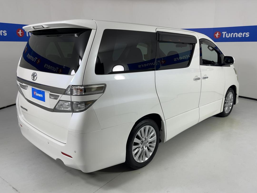 Photo '7' of Toyota Vellfire
