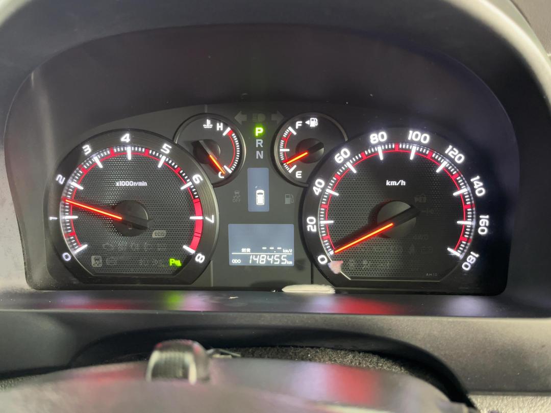 Photo '20' of Toyota Vellfire