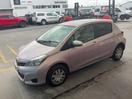 Thumbnail '3' of Toyota Vitz