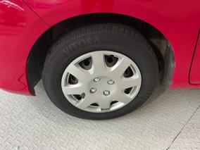 Photo '10' of Toyota Vitz