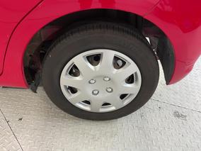 Photo '11' of Toyota Vitz