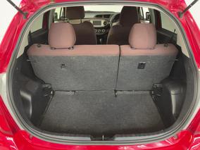 Photo '14' of Toyota Vitz