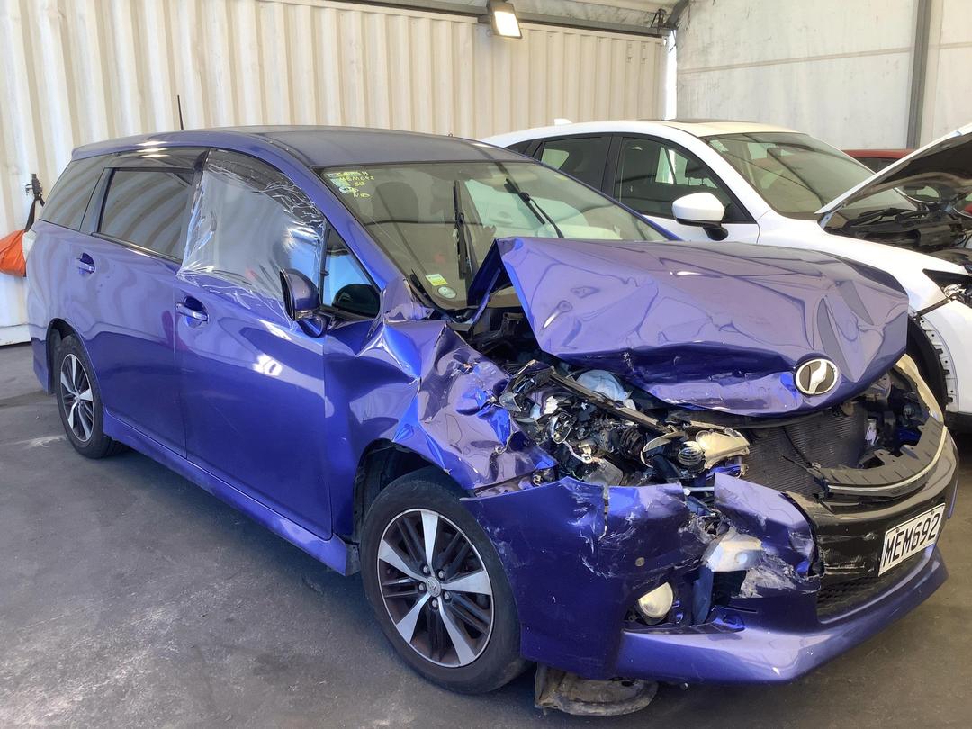 Photo '2' of Toyota Wish