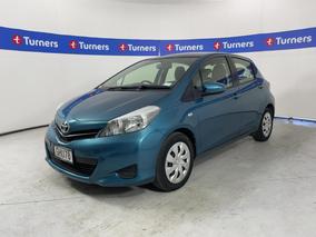 Photo '4' of Toyota Yaris