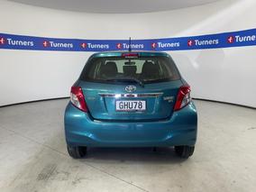 Photo '6' of Toyota Yaris