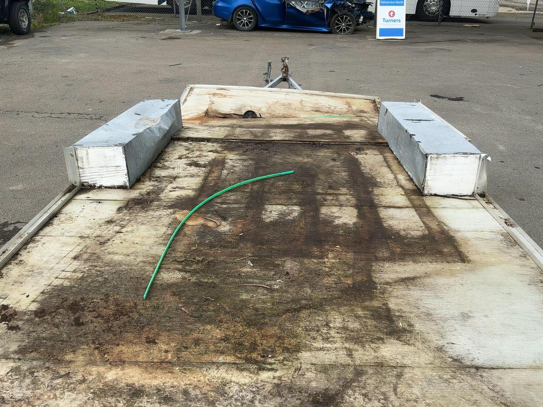 Photo '23' of Trailer Domestic Flat Deck - Tandem