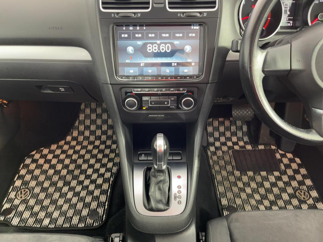 Photo '18' of Volkswagen Golf