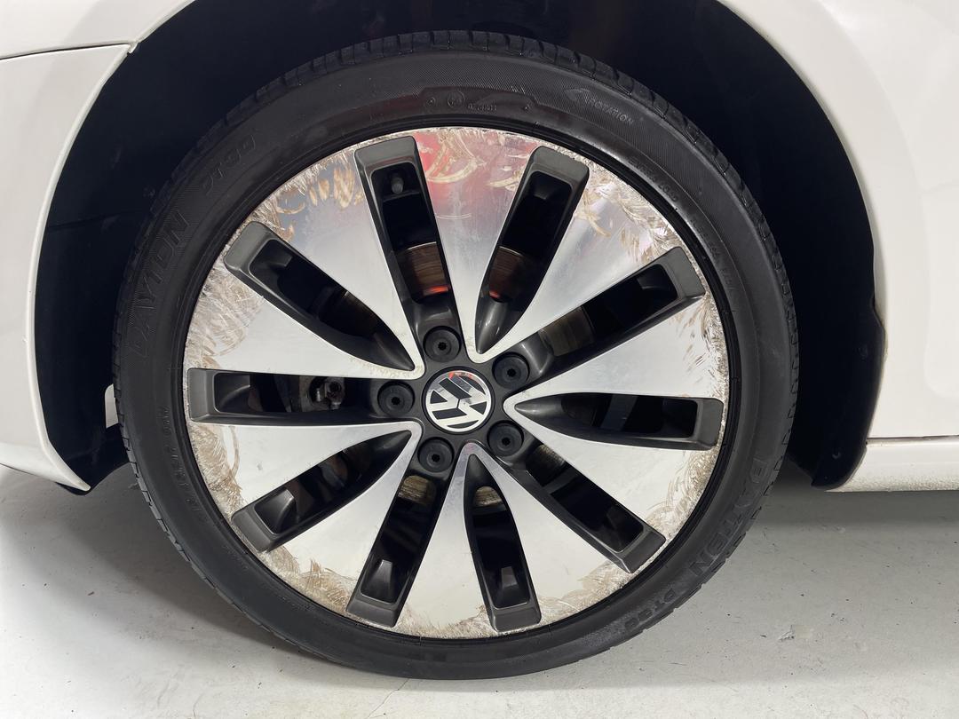 Photo '10' of Volkswagen Golf