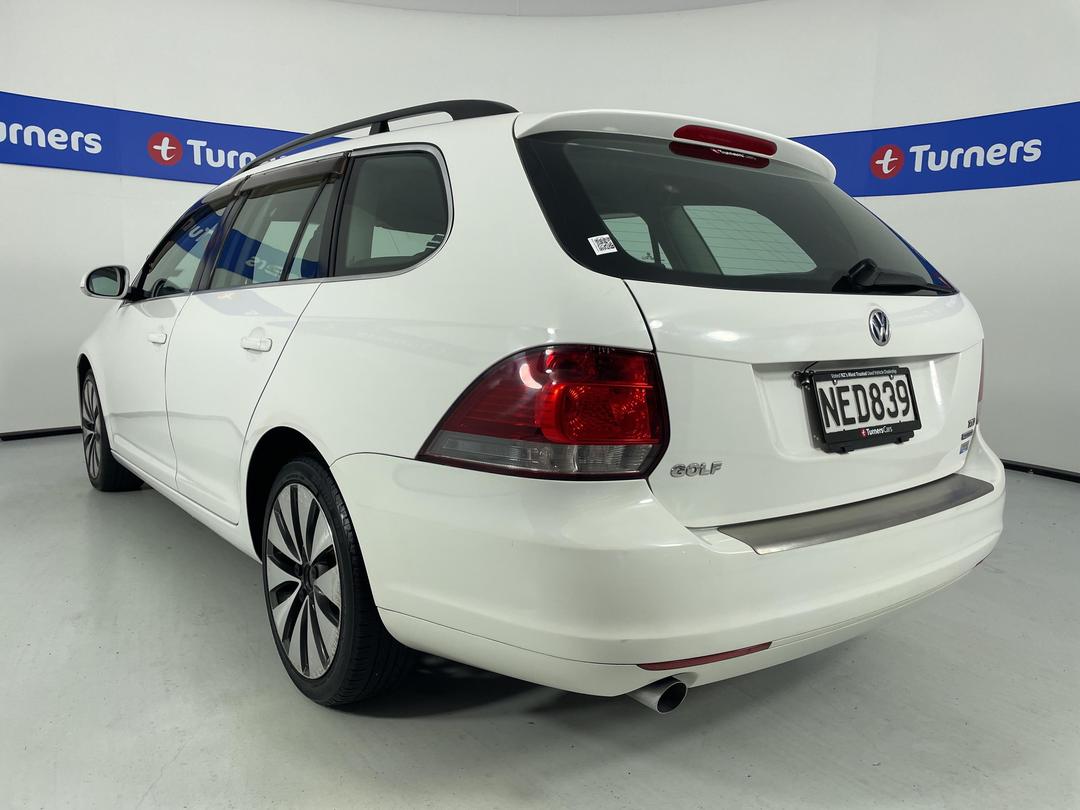 Photo '5' of Volkswagen Golf