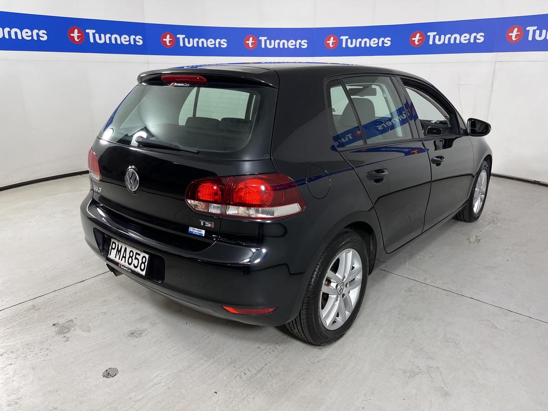 Photo '7' of Volkswagen Golf