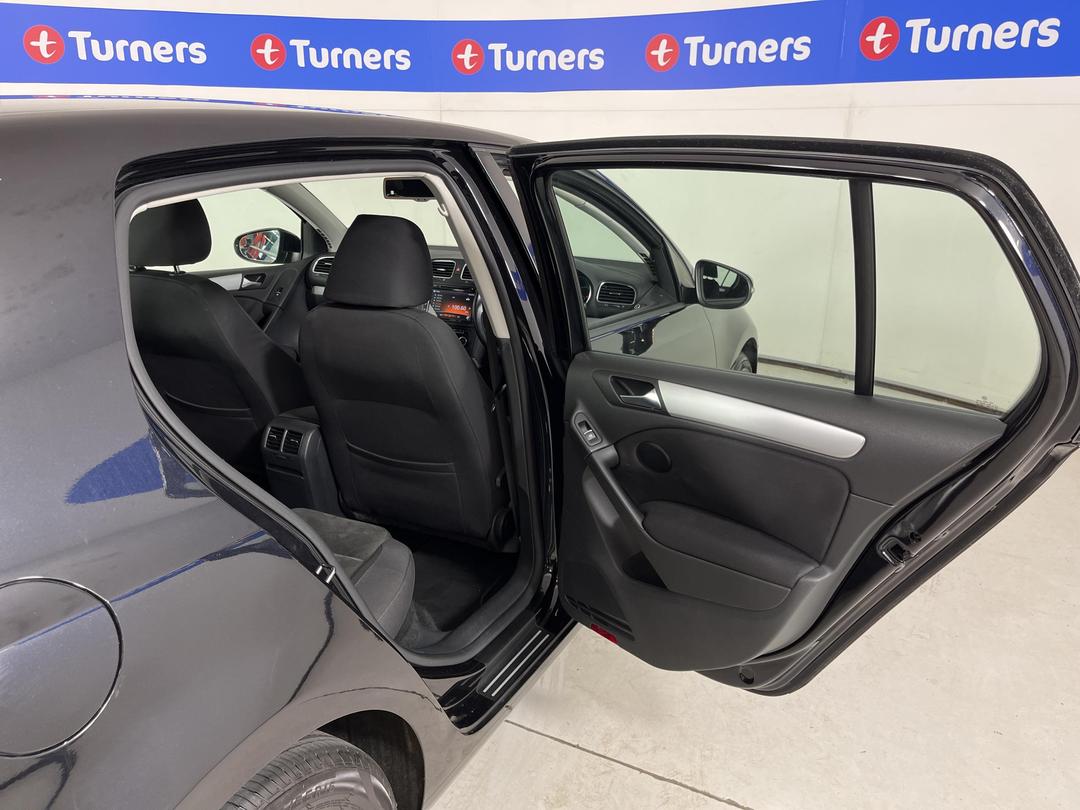 Photo '19' of Volkswagen Golf