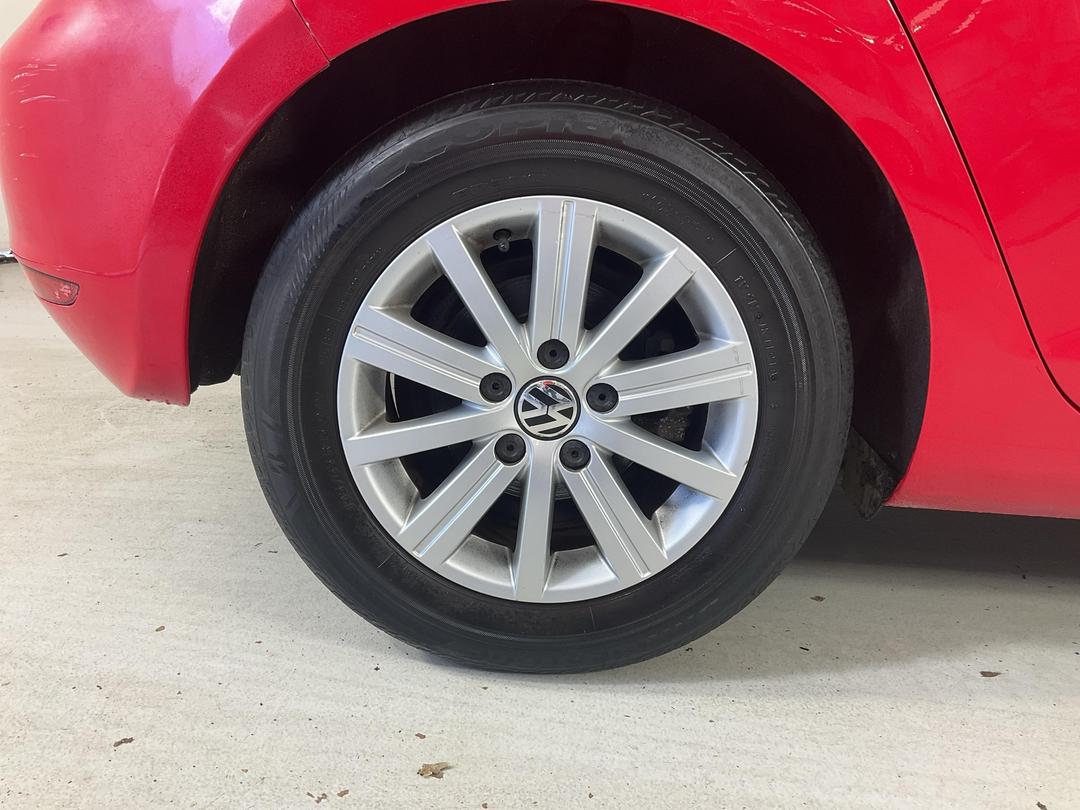 Photo '12' of Volkswagen Golf