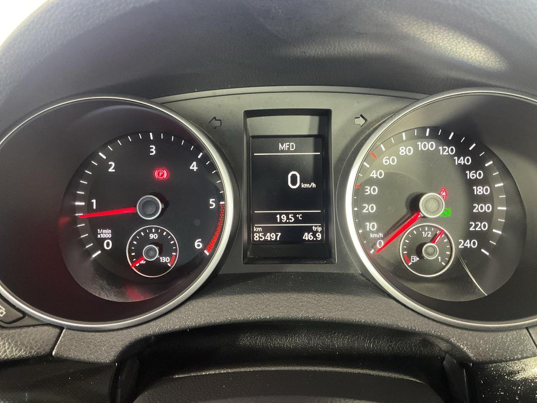 Photo '21' of Volkswagen Golf