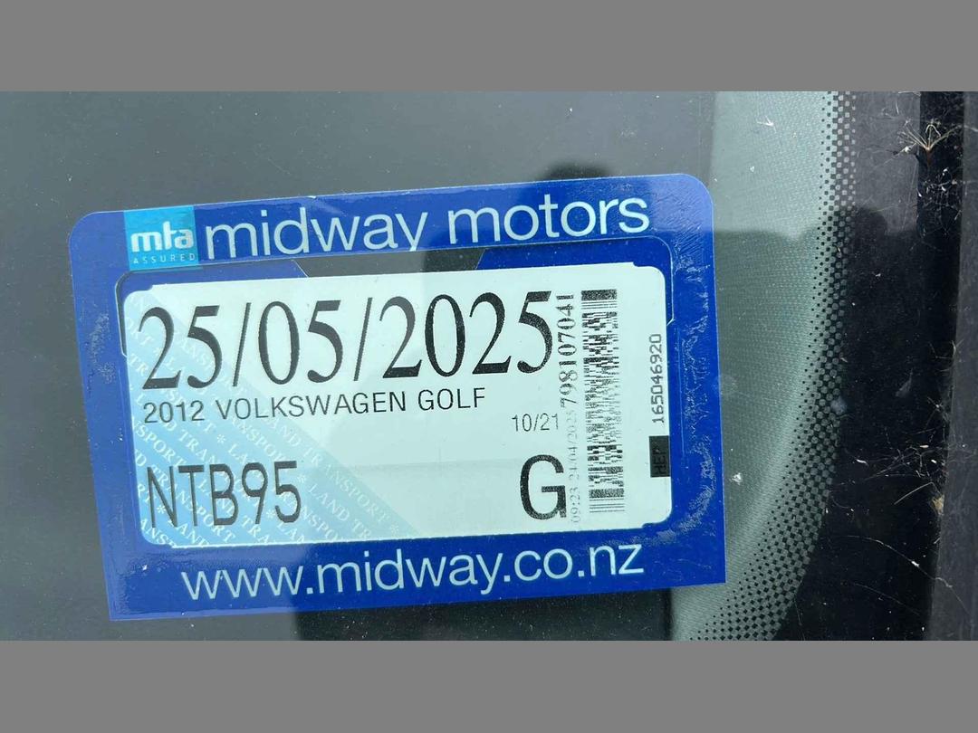 Photo '10' of Volkswagen Golf