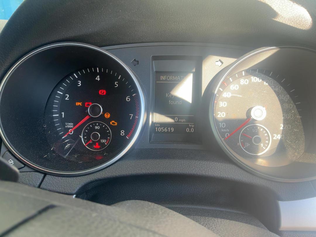 Photo '15' of Volkswagen Golf TSI