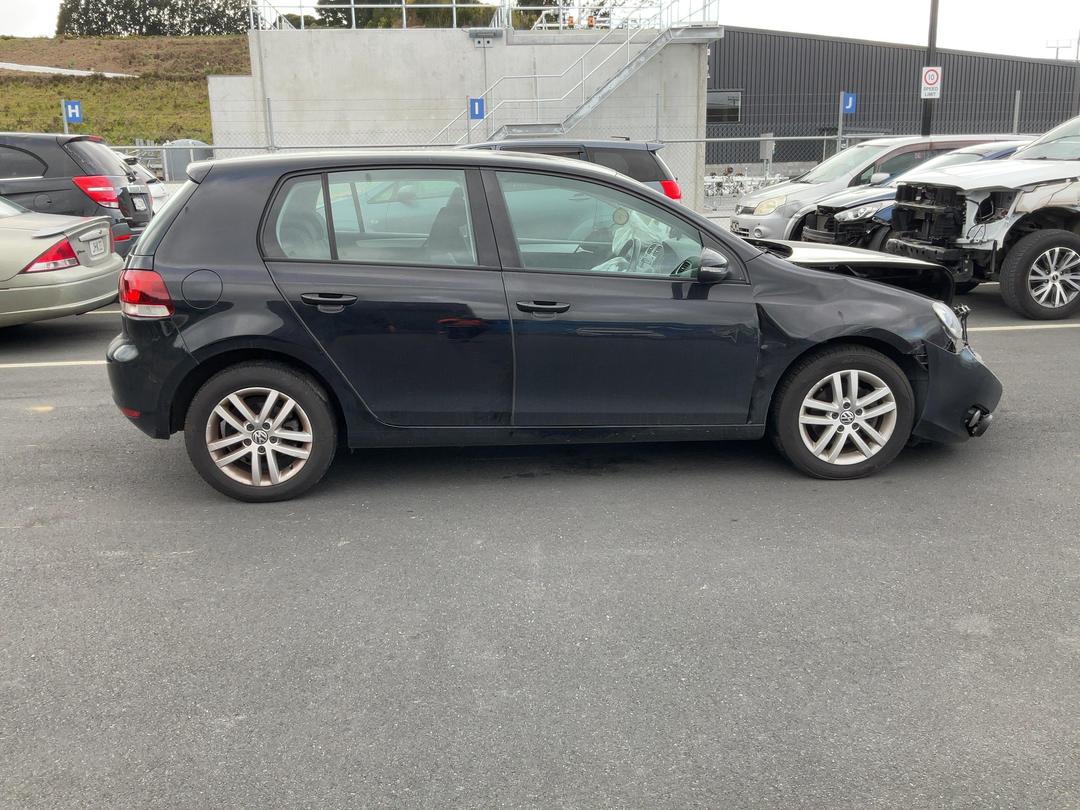 Photo '9' of Volkswagen Golf 1.4 90KW Photo '9' of Volkswagen Golf 1.4 90KW