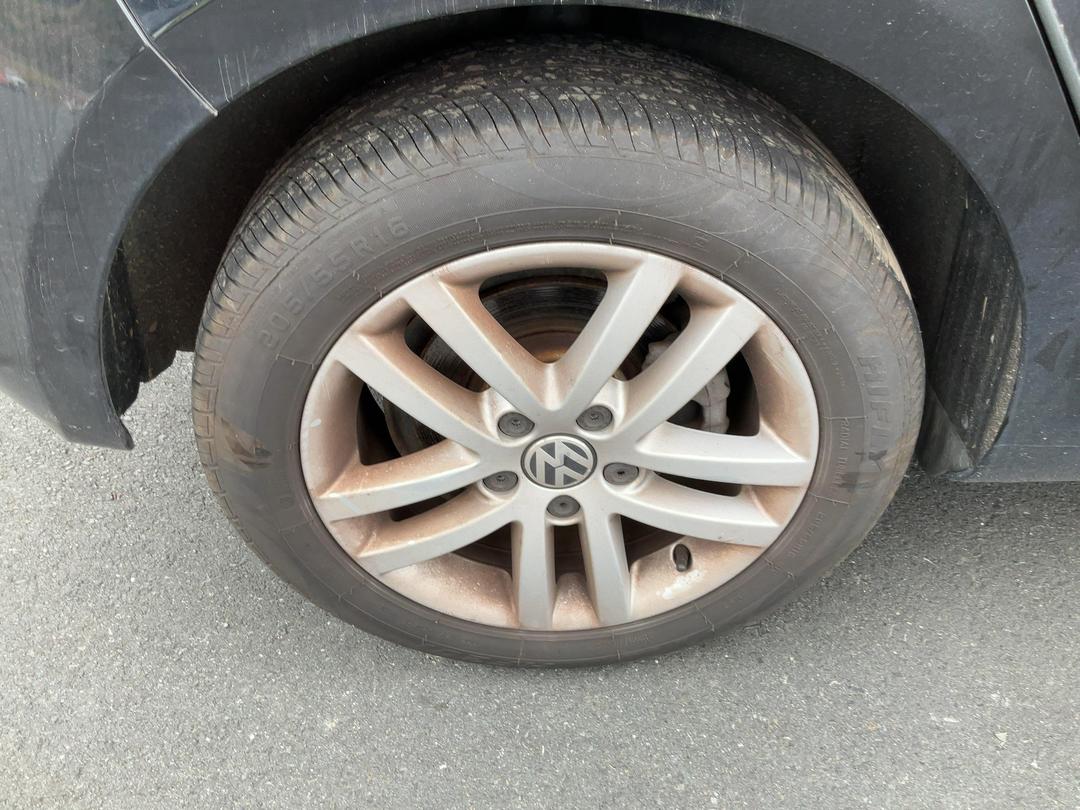 Photo '10' of Volkswagen Golf 1.4 90KW Photo '10' of Volkswagen Golf 1.4 90KW