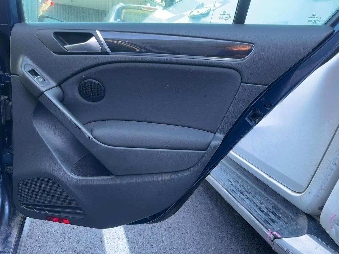 Photo '17' of Volkswagen Golf 2.0 Photo '17' of Volkswagen Golf 2.0