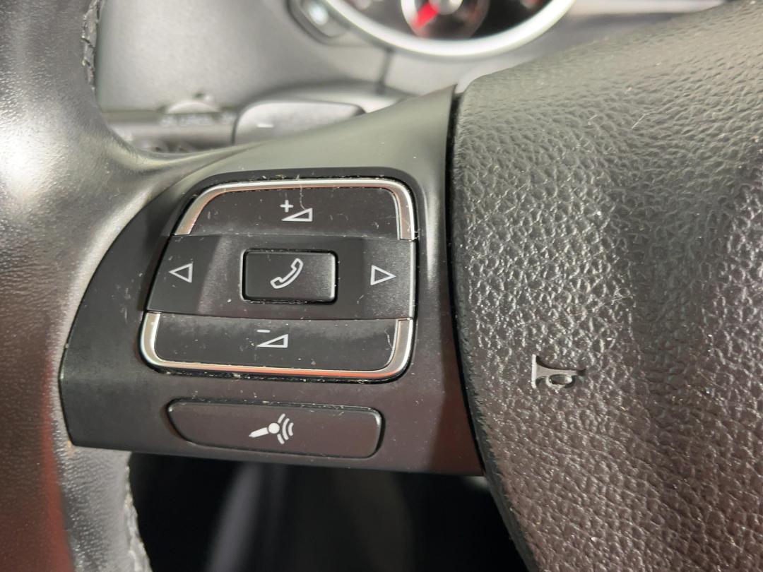 Photo '25' of Volkswagen Golf