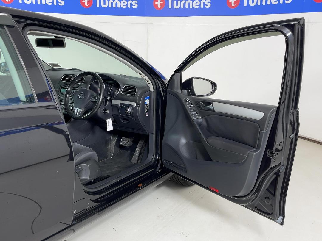 Photo '15' of Volkswagen Golf