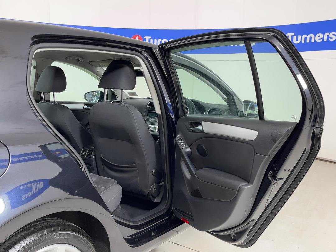Photo '19' of Volkswagen Golf