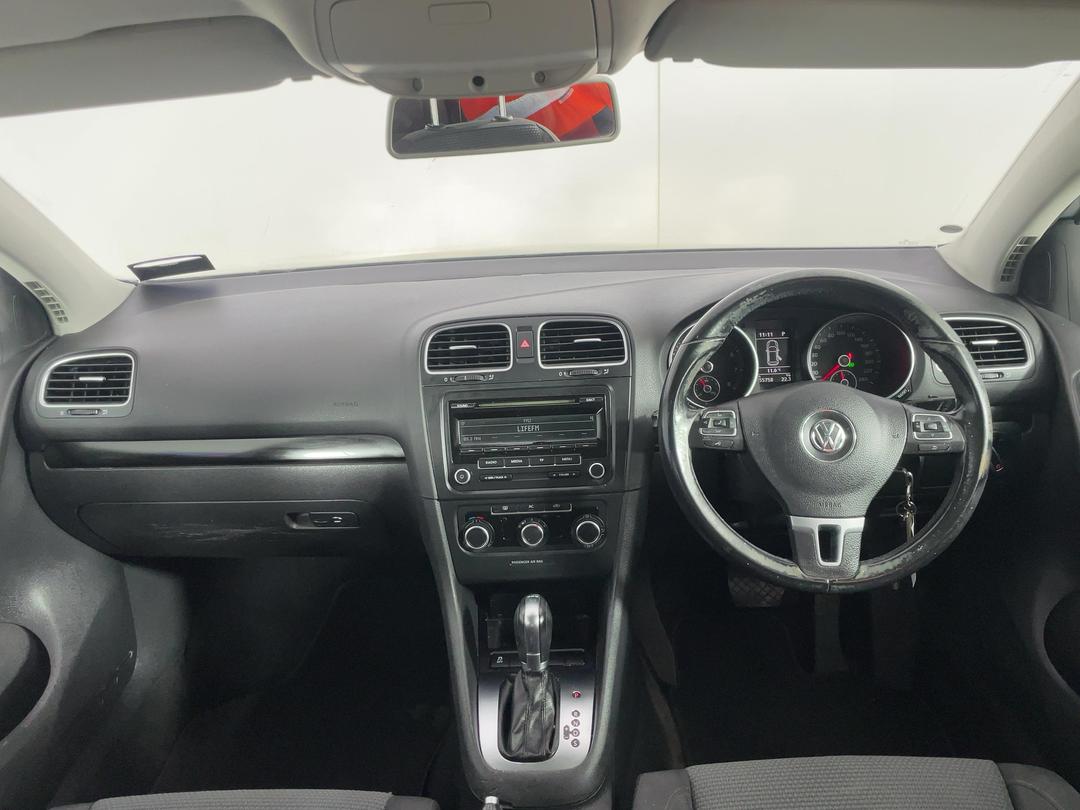 Photo '17' of Volkswagen Golf