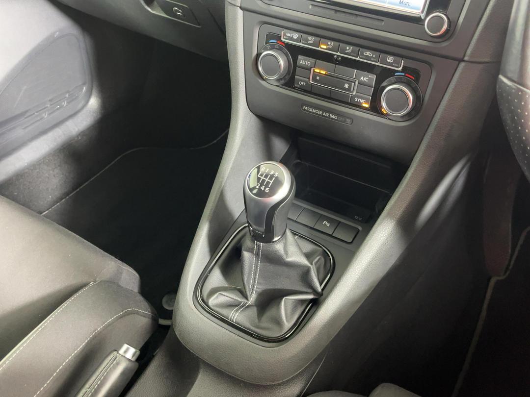 Photo '25' of Volkswagen Golf