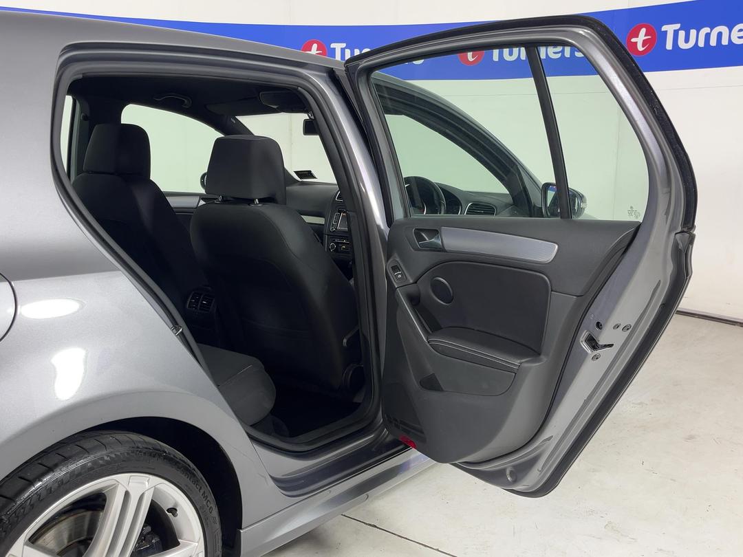 Photo '19' of Volkswagen Golf