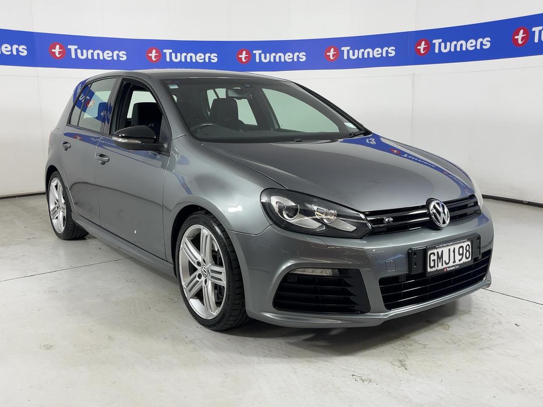Photo '1' of Volkswagen Golf