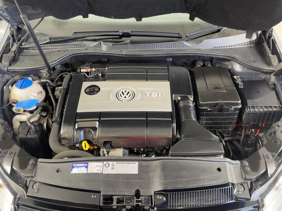 Photo '13' of Volkswagen Golf