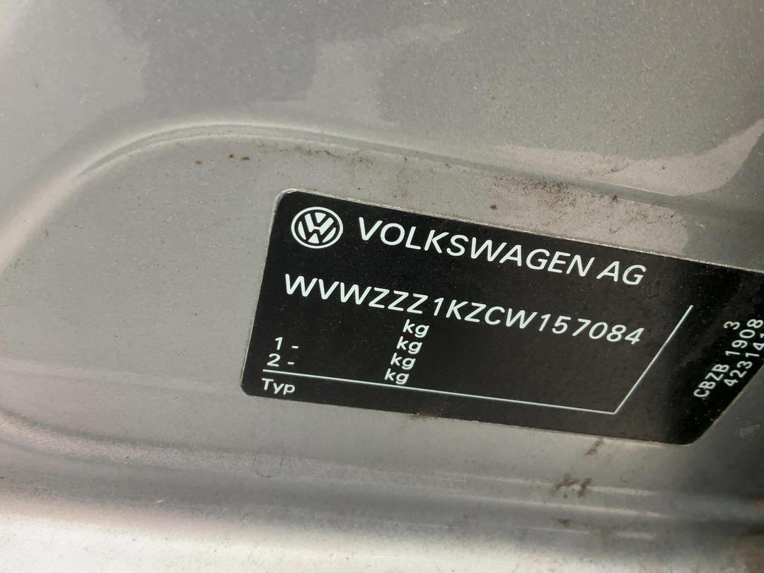 Photo '16' of Volkswagen Golf TSI Photo '16' of Volkswagen Golf TSI
