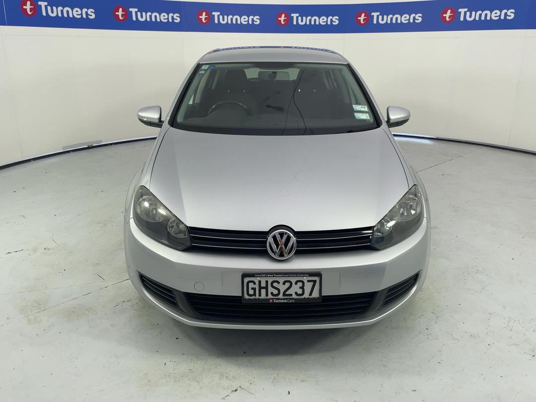 Photo '2' of Volkswagen Golf