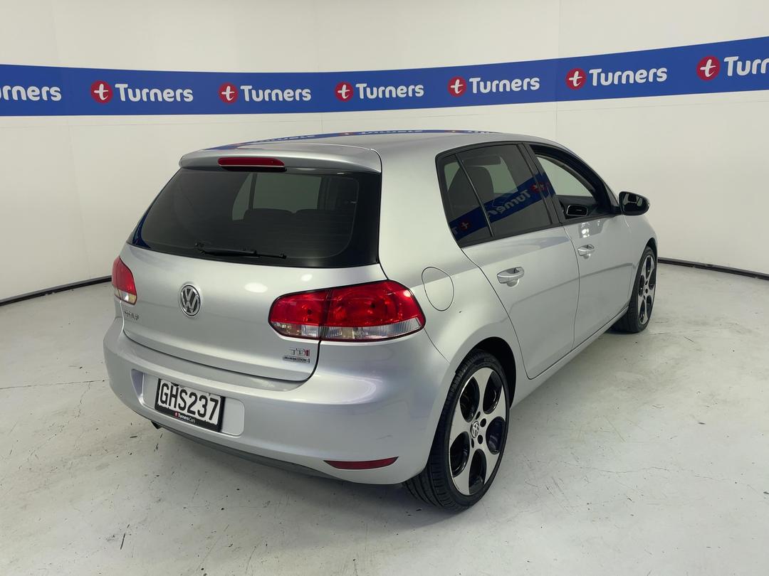Photo '7' of Volkswagen Golf