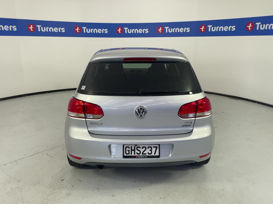 Photo '6' of Volkswagen Golf