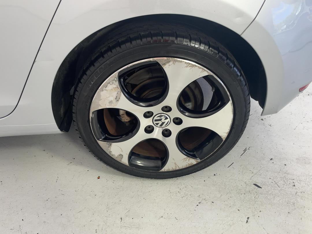 Photo '11' of Volkswagen Golf