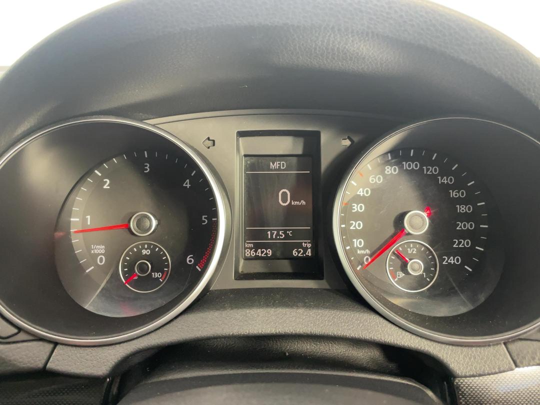 Photo '21' of Volkswagen Golf