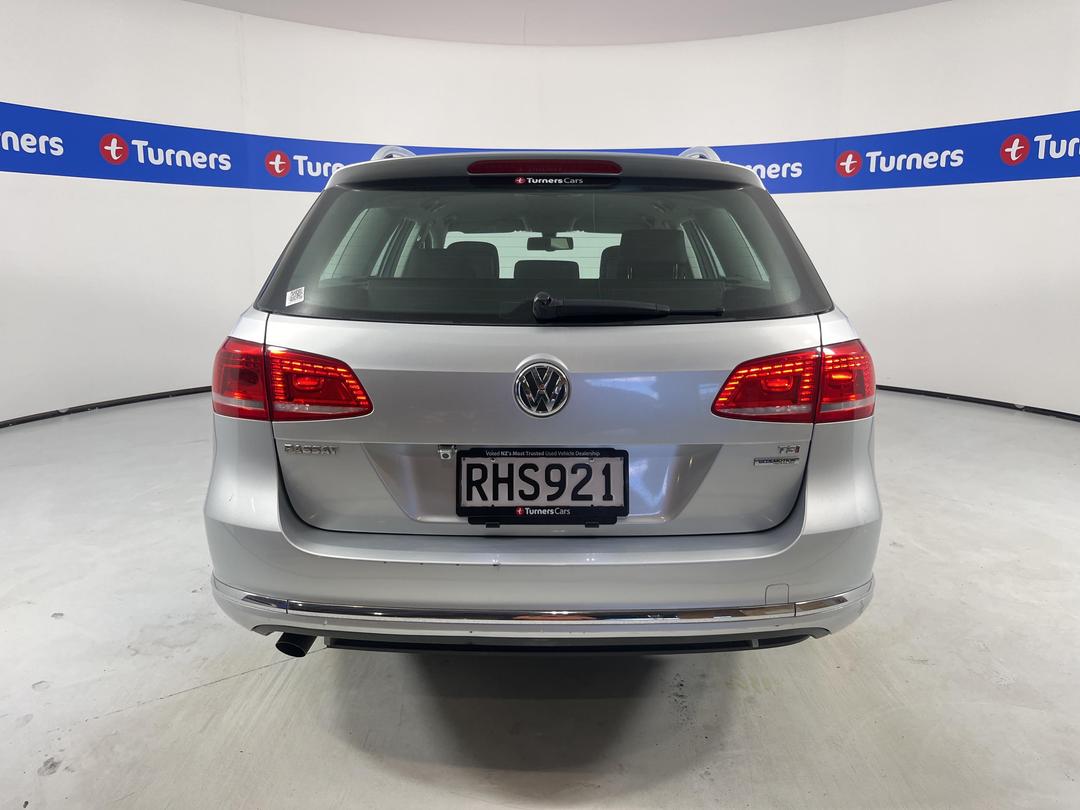 Photo '6' of Volkswagen Passat