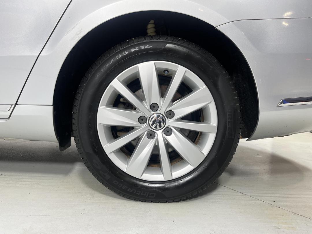 Photo '11' of Volkswagen Passat