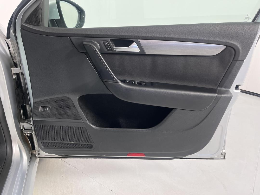 Photo '15' of Volkswagen Passat