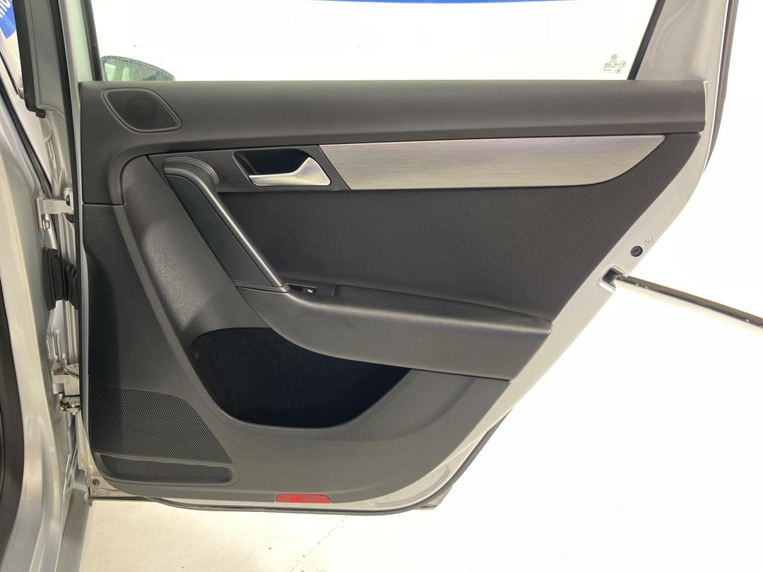 Photo '19' of Volkswagen Passat