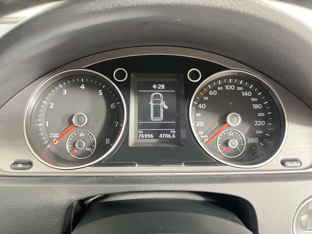 Photo '21' of Volkswagen Passat