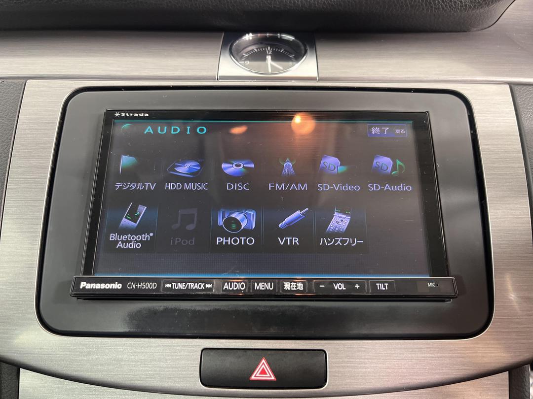 Photo '23' of Volkswagen Passat