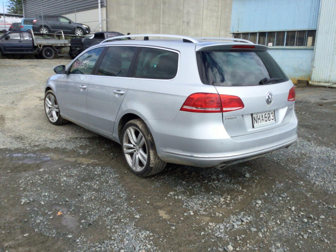 Photo '5' of Volkswagen Passat VAR TDI 125KW CL Photo '5' of Volkswagen Passat VAR TDI 125KW CL