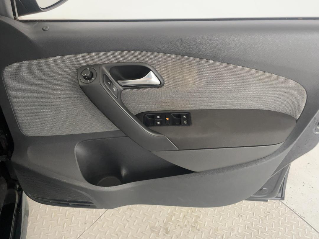 Photo '15' of Volkswagen Polo