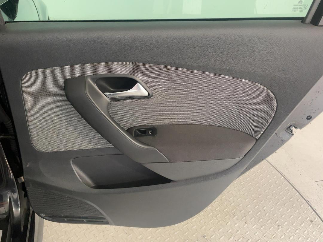 Photo '19' of Volkswagen Polo