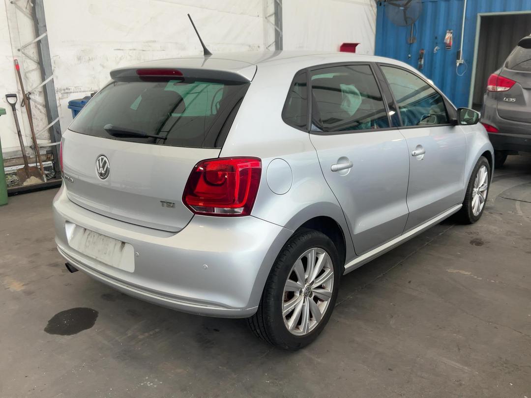 Photo '6' of Volkswagen Polo 77KW TSI Photo '6' of Volkswagen Polo 77KW TSI