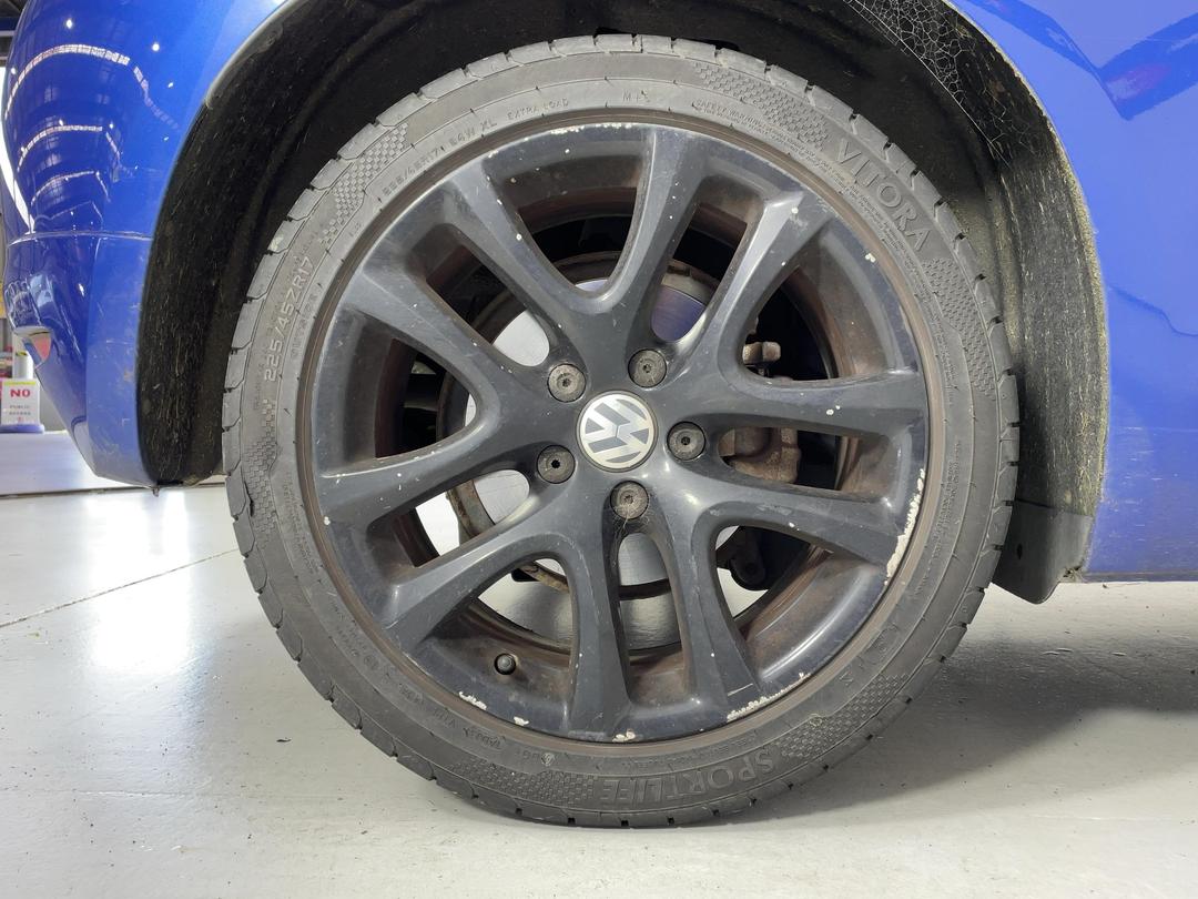 Photo '8' of Volkswagen Scirocco TSI Photo '8' of Volkswagen Scirocco TSI