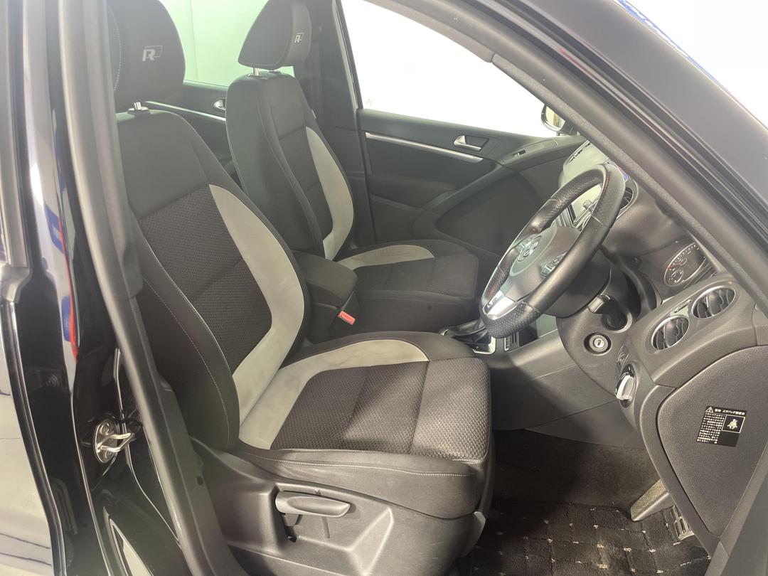 Photo '16' of Volkswagen Tiguan